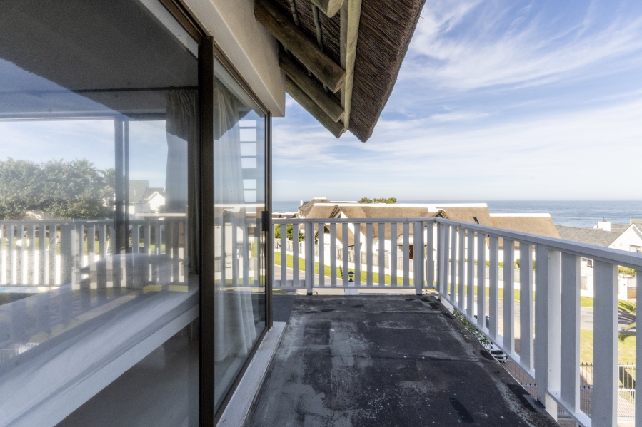 5 Bedroom Property for Sale in St Francis Bay Village Eastern Cape